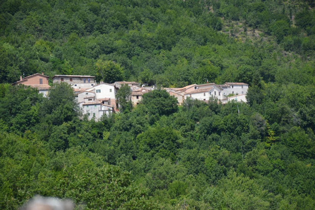 Locanda Della Rocca Sarnano Exterior photo